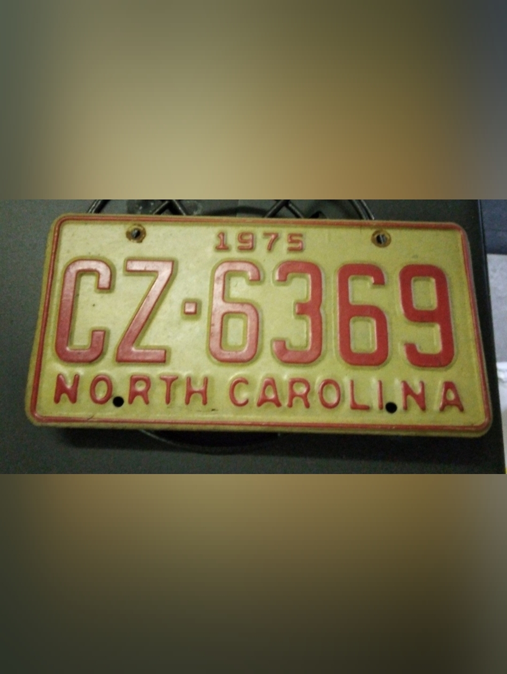 Vintage 1975 License Plate